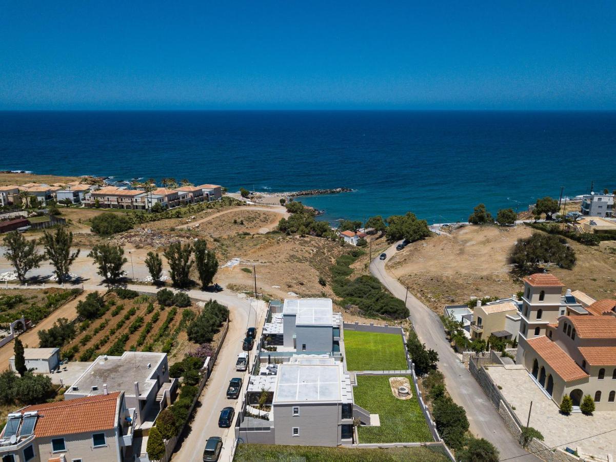 Lagoon Seaside Villa, Sumptuous Retreat,By Thinkvilla Pánormos Extérieur photo
